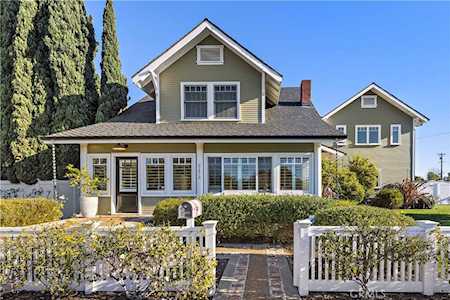 2172 Orange Ave Costa Mesa, CA 92627