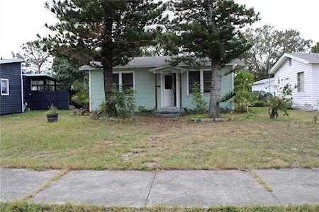 6946 4th Ave N St. Petersburg, FL 33710