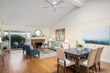 8 Ivyhill #22 Irvine, CA 92604