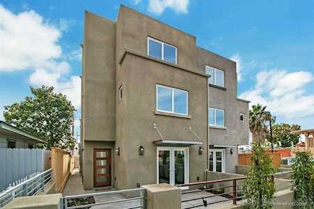 1323 Felspar St San Diego, CA 92109