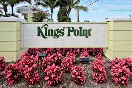 30 Saxony A Delray Beach, FL 33446