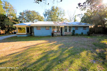 8384 Collins RD Jacksonville, FL 32244
