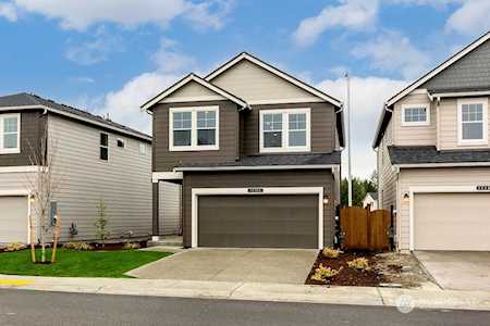 18727 Lipoma Place E #1071 Puyallup, WA 98374