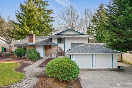 32018 42nd Place SW Federal Way, WA 98023