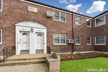 249-29 61st Avenue #Upper Little Neck, NY 11362