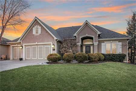 7826 N Dawn Ave Kansas City, MO 64151