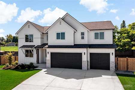 415 SW 366th St #10 Auburn, WA 98023