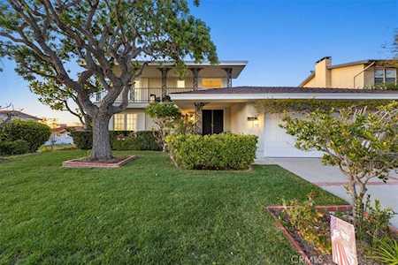 6761 Kings Harbor Dr Rancho Palos Verdes, CA 90275