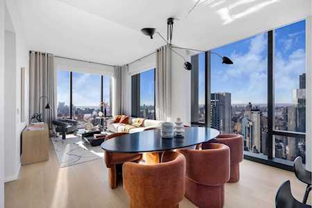 277 5th Ave #45C New York, NY 10016