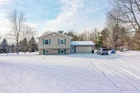 9033 Apple Orchard Tyrone Twp, MI 48430