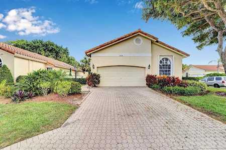 16456 Del Palacio Court Delray Beach, FL 33484