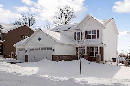 5845 Pinnacle Circle NE Prior Lake, MN 55372