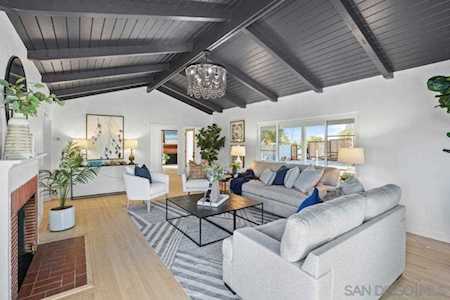 4815 Redondo Dr La Mesa, CA 91941