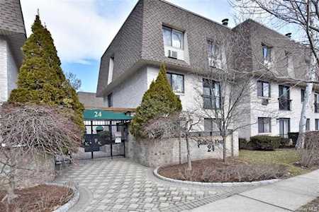 24 Carhart Avenue #207 White Plains, NY 10605
