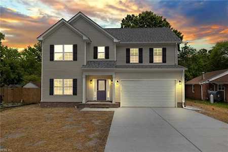 149 Sea St Virginia Beach, VA 23451
