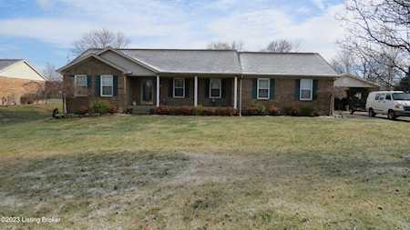 151 Cammi Dr Shepherdsville, KY 40165