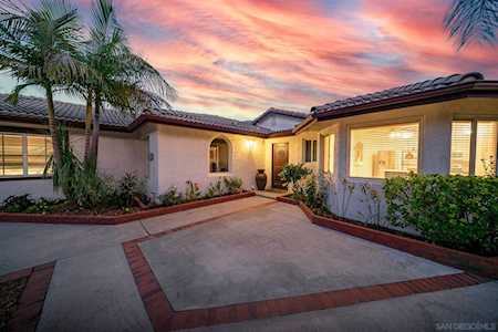 3740 Lake Ridge Rd Fallbrook, CA 92028