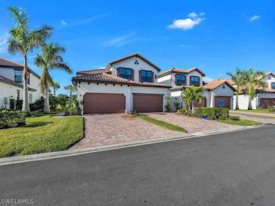 12035 Hawthorn Lake Dr #201 Fort Myers, FL 33913