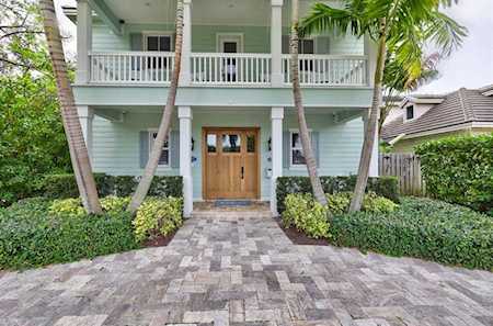 210 N Swinton Avenue Delray Beach, FL 33444
