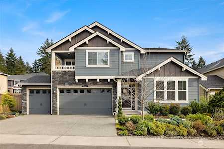 360 Ashbury Ct NW Bainbridge Island, WA 98110
