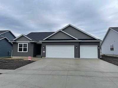 449 SE 6th Ave Independence, IA 50644