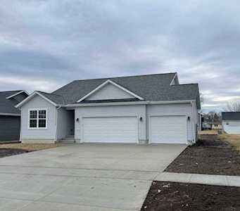 419 SE 6th Ave Independence, IA 50644