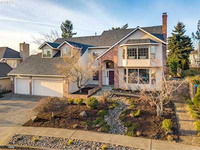6125 Churchill Downs DR West Linn, OR 97068