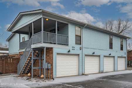 3014 Knollview Ct Louisville, KY 40214