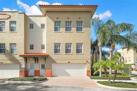 650 Siren Wind Ln Clearwater, FL 33756