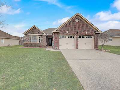 1132 Savannah Ave Gallatin, TN 37066