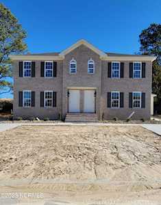 1517 Pine Brook Court Greenville, NC 27858