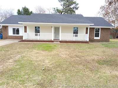 1099 Pleasant Oak Dr Fayetteville, NC 28314