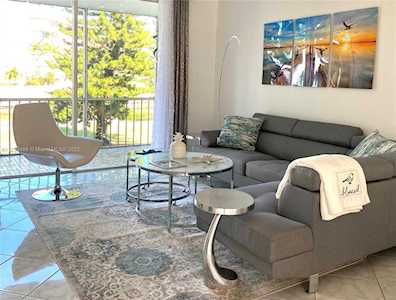 2905 Point East Dr #L214 Aventura, FL 33160