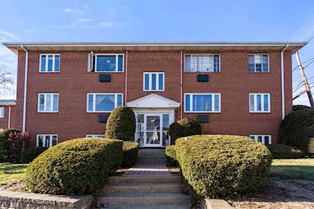 194 Lexington St #1 Watertown, MA 02472