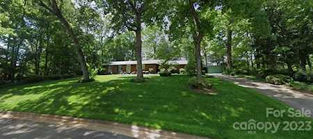 845 2nd St NW Hickory, NC 28601