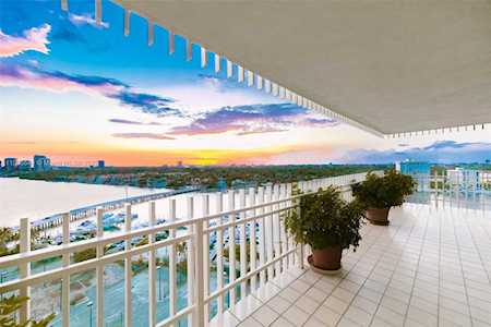 2 Grove Isle Dr #B1410 Coconut Grove, FL 33133
