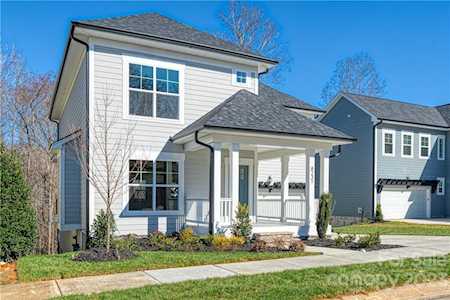 8231 Dumphries Dr Huntersville, NC 28078
