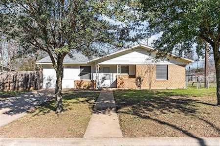 2106 Brunswick DR Austin, TX 78723