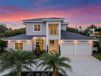1106 NE 2nd Ave Delray Beach, FL 33444