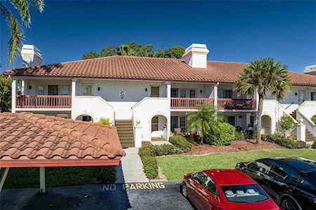 10450 Village Dr #202 Seminole, FL 33772