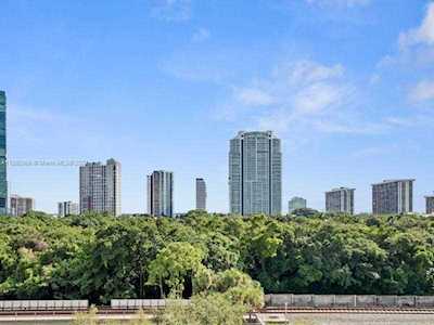 1600 SW 1st Ave #609 Miami, FL 33129