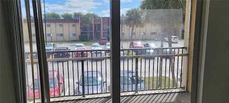 2834 NW 55th Ave #2C Lauderhill, FL 33313