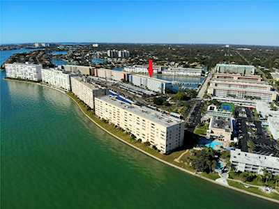 5925 Shore Blvd S #403 Gulfport, FL 33707