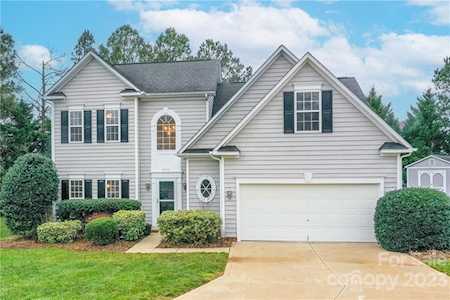 9955 Mitchell Glen Dr Charlotte, NC 28277