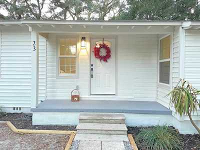 23 Kennington Dr Pensacola, FL 32507