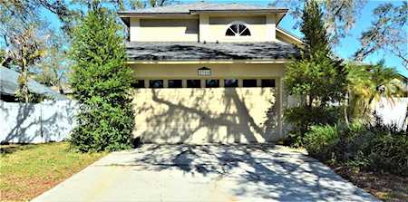 2306 Oakhurst Ct Valrico, FL 33596