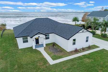 444 Sunshine Dr Lake Wales, FL 33859