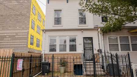 429 Mallory Ave Jersey City, NJ 07306