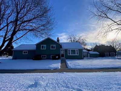 2320 Parkside Dr Oshkosh, City of Oshkosh, WI 54901