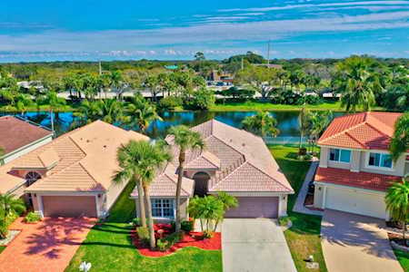 8191 White Rock Circle Boynton Beach, FL 33436